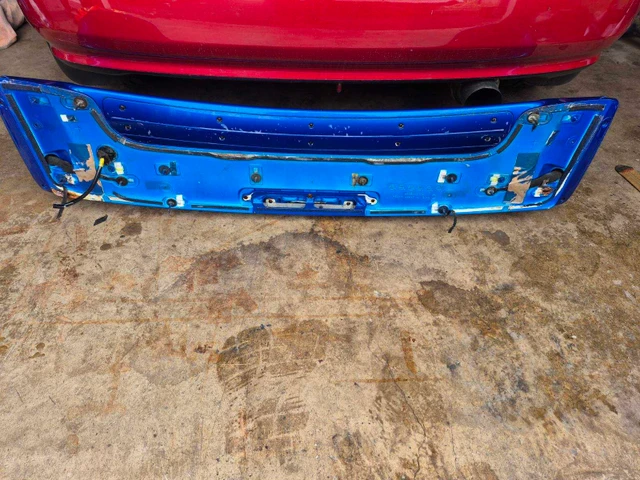 2002-2007 OE Subaru Impreza WRX STI zadní Wing Spoiler, dovoz Kanada — foto 2 z 4