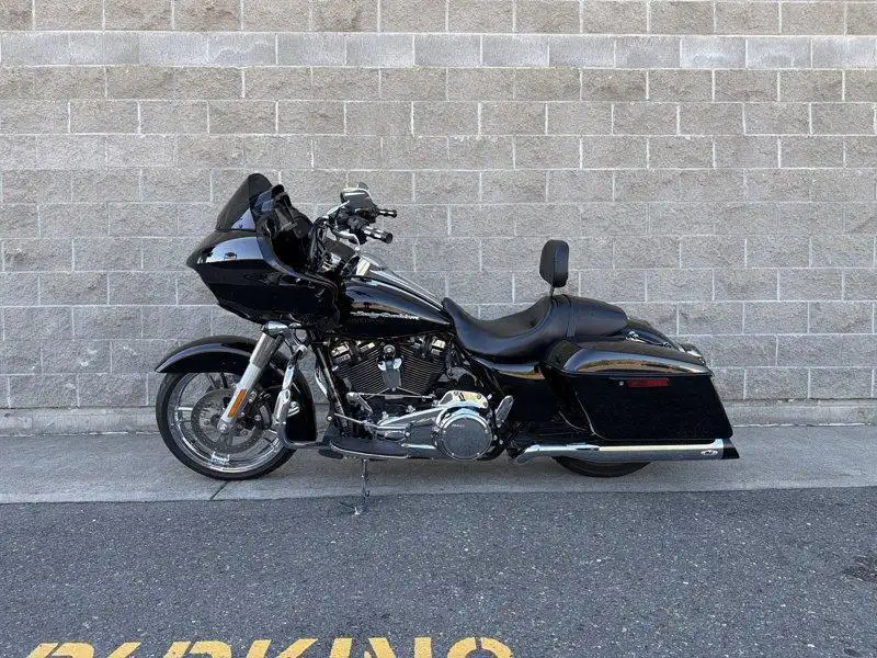 2017 Harley-Davidson Unspecified, černá, dovoz Kanada — foto 9 z 12