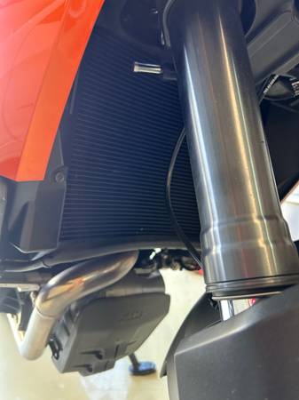 2015 KTM, dovoz Kanada — foto 4 z 10