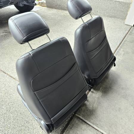 2001 Impreza 2.5RS OE leather seats. Extremely rare!, dovoz USA — foto 4 z 6