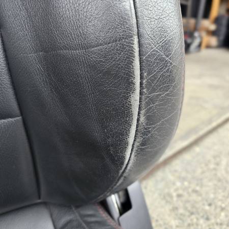 2001 Impreza 2.5RS OE leather seats. Extremely rare!, dovoz USA — foto 5 z 6