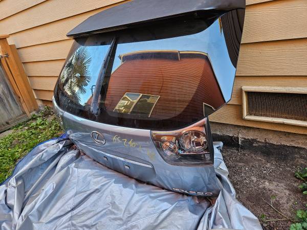 OE Lexus RX330 RX350 RX400h Liftgate Tailgate Hatch 2004-2007, dovoz USA — foto 2 z 5