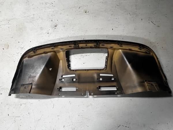 First Gen Audi R8 Lower Diffuser /bottom zadní Spoiler OE #420807521, dovoz USA — foto 6 z 12