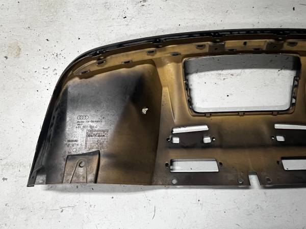 First Gen Audi R8 Lower Diffuser /bottom zadní Spoiler OE #420807521, dovoz USA — foto 7 z 12