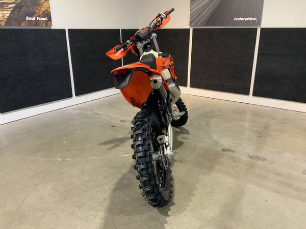 2026 KTM, dovoz Kanada — foto 4 z 7