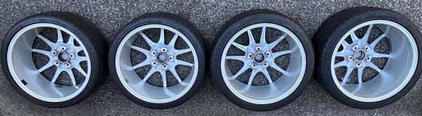 Porsche Cayman 981 GTS OE 20” Wheels + Tires, dovoz USA — foto 6 z 10