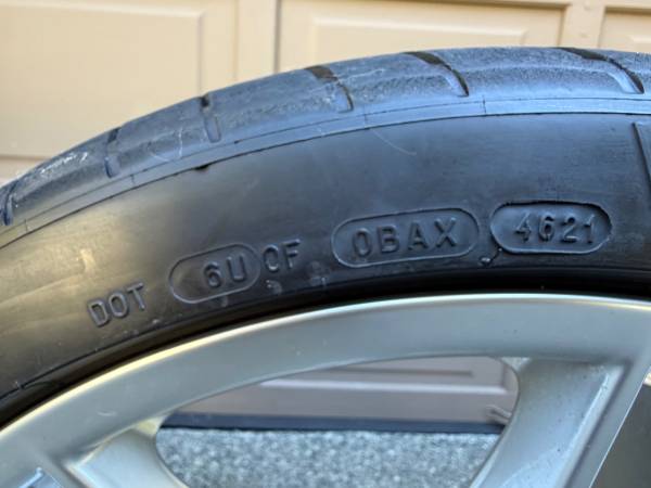 Porsche Cayman 981 GTS OE 20” Wheels + Tires, dovoz USA — foto 8 z 10