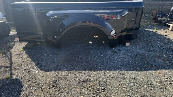 17-22 Ford F350 8' Bed Box Dually w/h 5th Wheel Holes&Tail Gate OE, dovoz USA — foto 5 z 6
