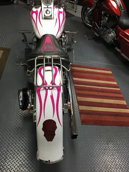 2006 Harley-Davidson Softail, bílá, 13 572 km, dovoz Kanada — foto 2 z 5