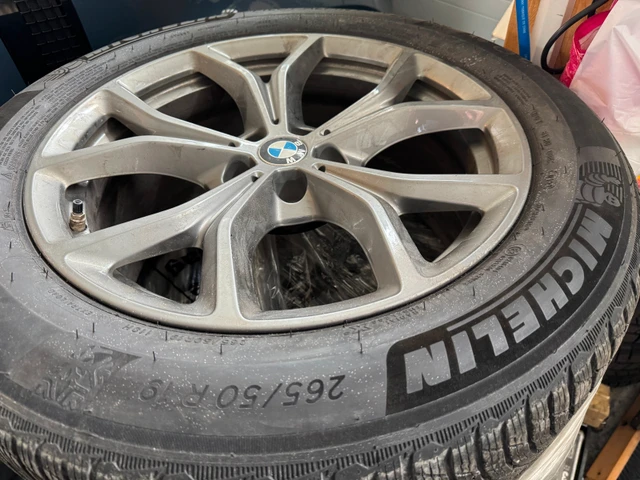 Four nový 19 Inch Michelin Pilot Alpin Run Flat Winter Tires, dovoz Kanada — foto 2 z 3