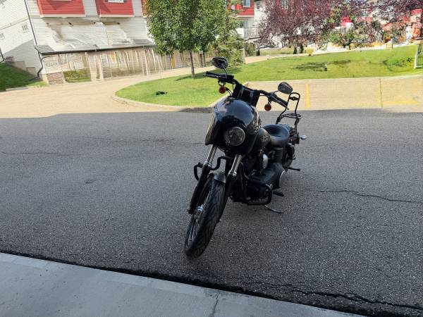 2013 Harley-Davidson, dovoz Kanada — foto 2 z 7