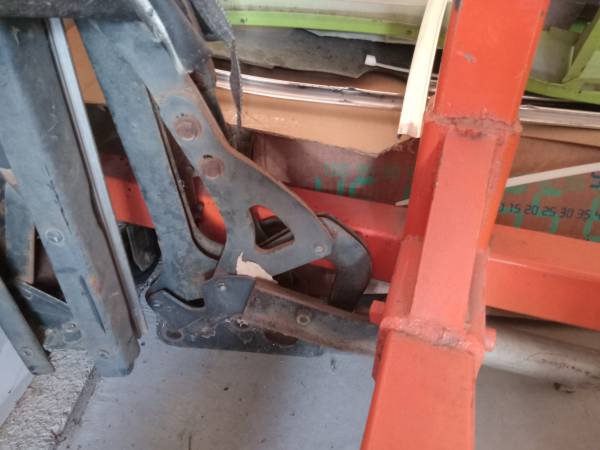 OEM 1968-1970 Mopar B-Body Convertible Roof Frame Assembly Road Runner, dovoz USA — foto 10 z 12