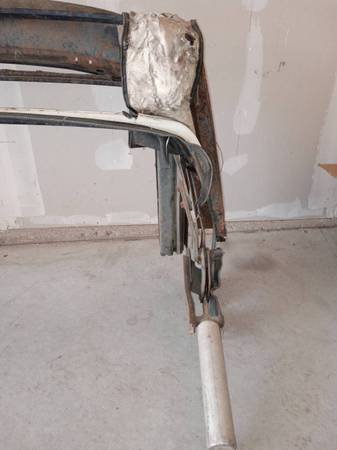 OEM 1968-1970 Mopar B-Body Convertible Roof Frame Assembly Road Runner, dovoz USA — foto 6 z 12