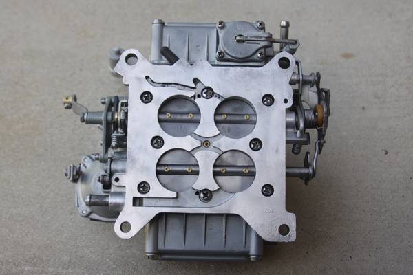 REBUILT Holley 8007 390 CFM Complete 4-bbl Vacuum Secondary Carb, dovoz USA — foto 8 z 8