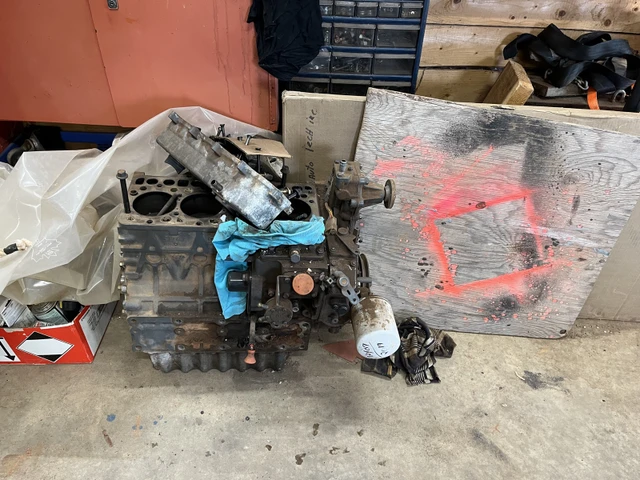kioti dk45 engine, dovoz Kanada — foto 2 z 3