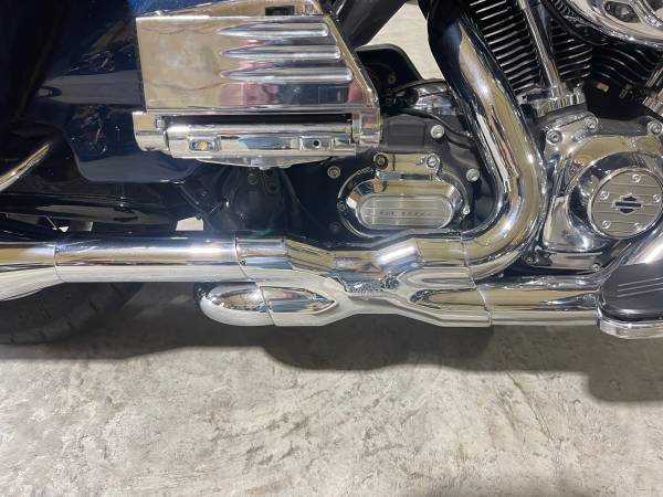 2012 Harley-Davidson, dovoz USA — foto 8 z 12