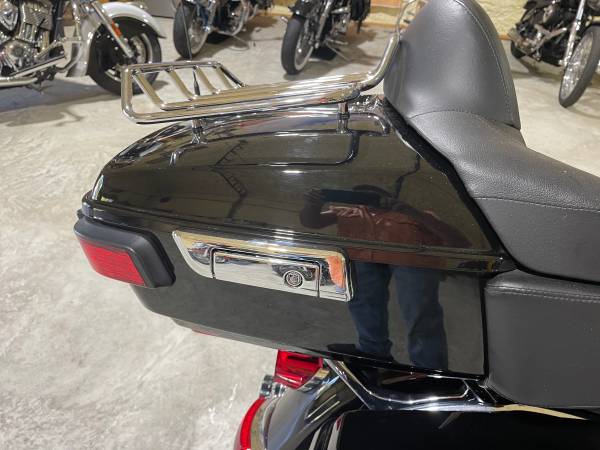 2016 Harley-Davidson, dovoz USA — foto 11 z 12