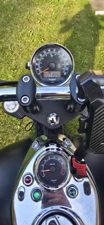 2013 Triumph, dovoz USA — foto 5 z 11