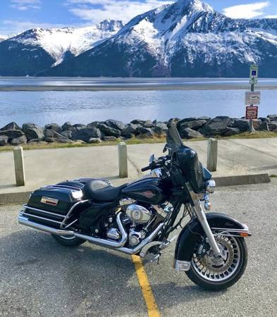 2009 Harley-Davidson, dovoz USA — foto 3 z 10