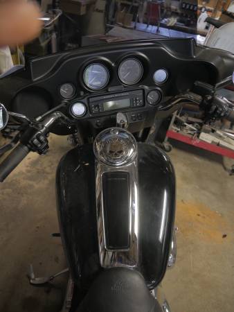 2009 Harley-Davidson, dovoz USA — foto 5 z 10