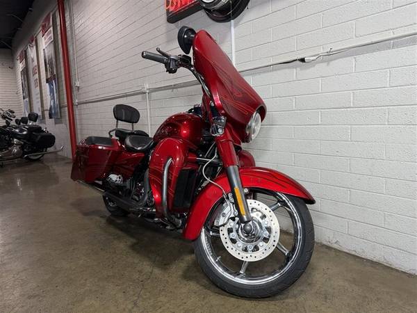 2016 Harley-Davidson, dovoz USA — foto 5 z 10