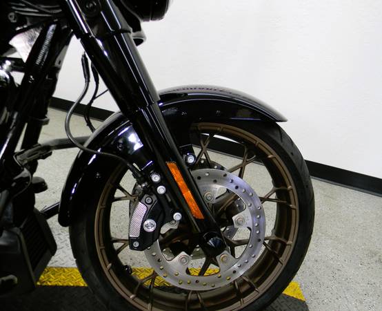 2023 Harley-Davidson, dovoz USA — foto 9 z 12