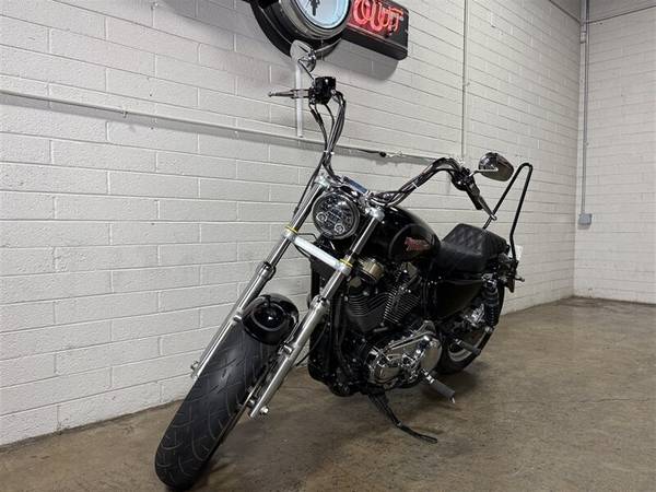 2017 Harley-Davidson, dovoz USA — foto 5 z 11