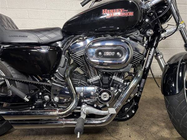 2017 Harley-Davidson, dovoz USA — foto 8 z 11