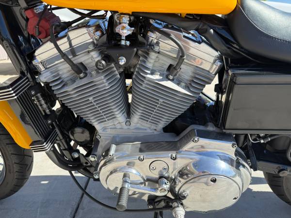 2001 Harley-Davidson, dovoz USA — foto 10 z 12