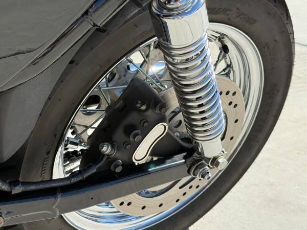 2001 Harley-Davidson, dovoz USA — foto 11 z 12