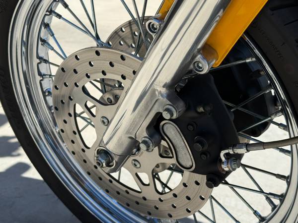 2001 Harley-Davidson, dovoz USA — foto 12 z 12