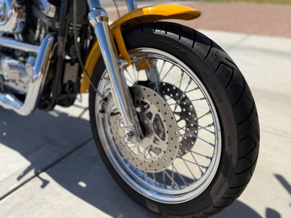 2001 Harley-Davidson, dovoz USA — foto 4 z 12