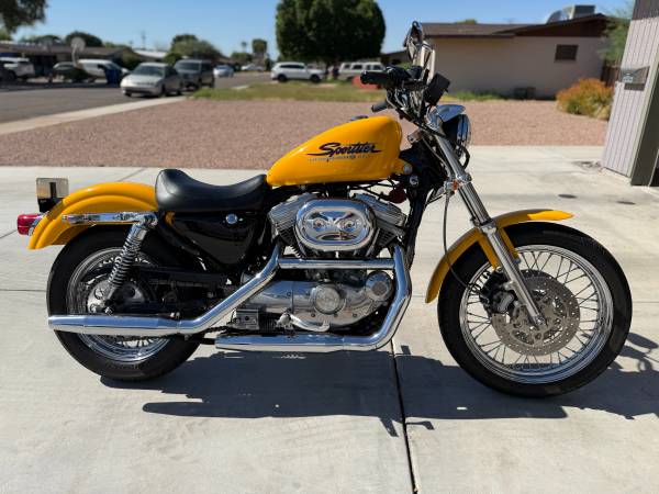 2001 Harley-Davidson, dovoz USA — foto 5 z 12