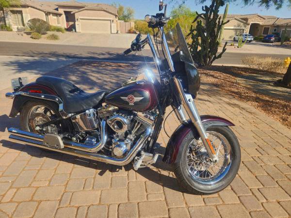 2006 Harley-Davidson, dovoz USA — foto 3 z 7