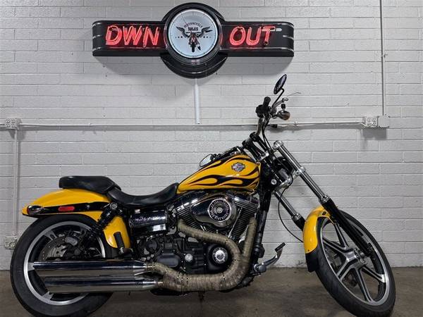 2011 Harley-Davidson, dovoz USA — foto 2 z 11