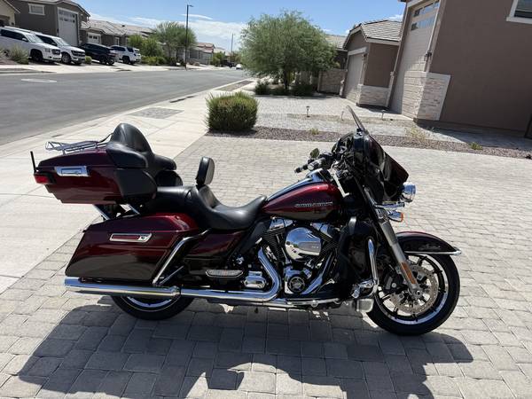 2015 Harley-Davidson, dovoz USA — foto 4 z 12