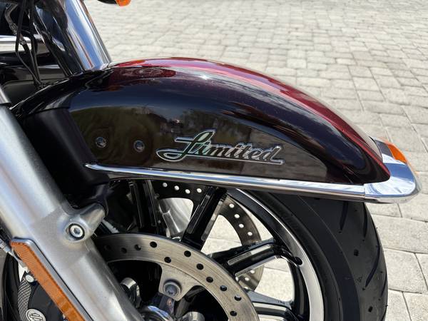 2015 Harley-Davidson, dovoz USA — foto 7 z 12