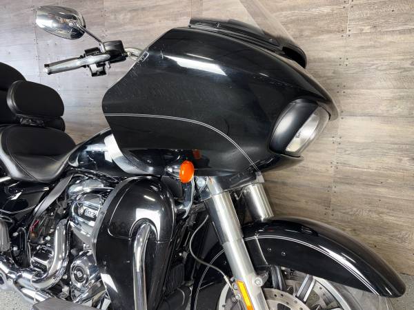 2017 Harley-Davidson, dovoz USA — foto 5 z 12