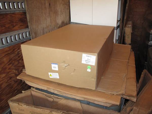 RamBar Mopar accessory number 82215869 2019-2025 2500 3500 pick up t, dovoz USA — foto 3 z 5