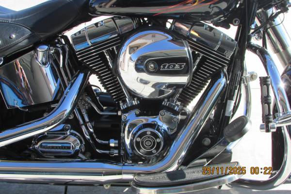 2016 Harley-Davidson, dovoz USA — foto 9 z 12