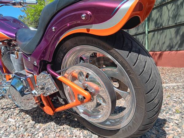 Air Design Custom Softail, dovoz USA — foto 7 z 11
