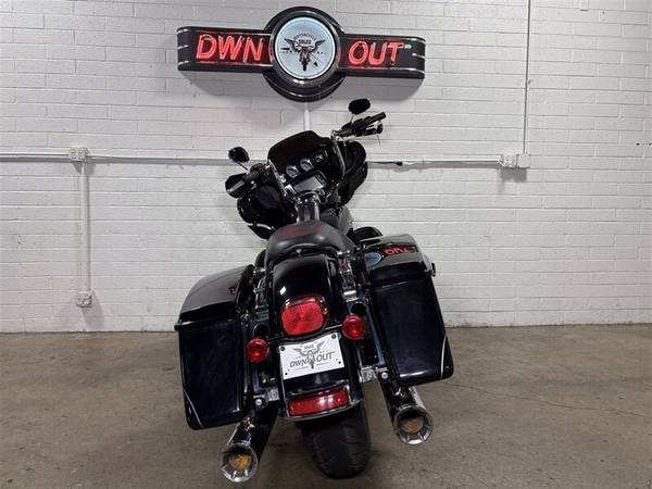 2014 Harley-Davidson, dovoz USA — foto 4 z 11