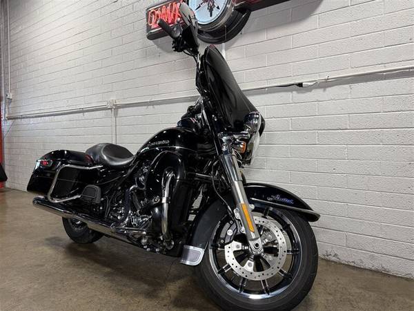 2014 Harley-Davidson, dovoz USA — foto 6 z 11