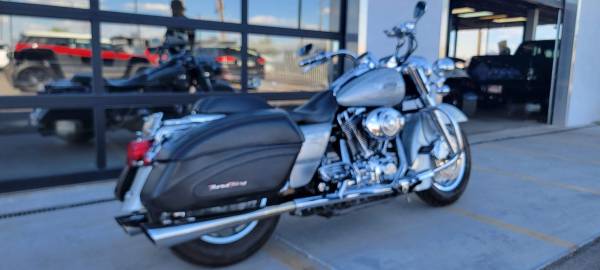 Harley-Davidson, dovoz USA — foto 2 z 12