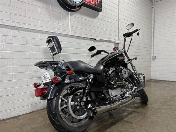 2016 Harley-Davidson, dovoz USA — foto 10 z 11