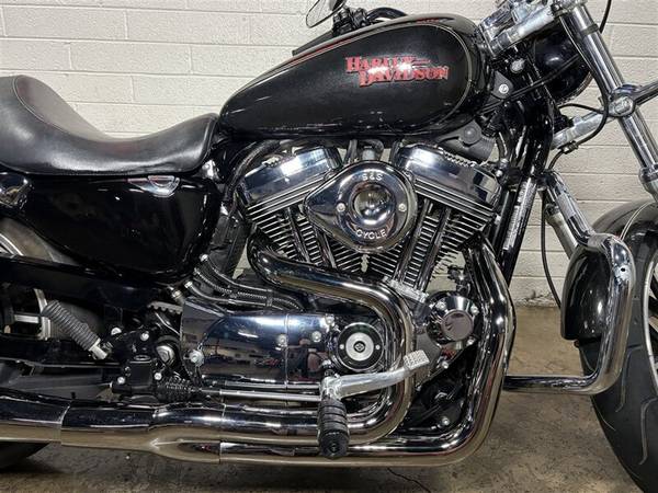 2016 Harley-Davidson, dovoz USA — foto 8 z 11