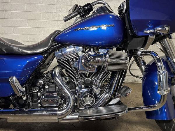 2016 Harley-Davidson, dovoz USA — foto 8 z 11