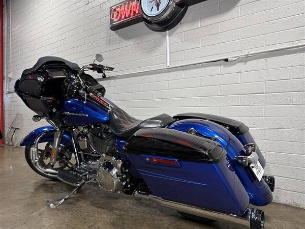 2016 Harley-Davidson, dovoz USA — foto 9 z 11
