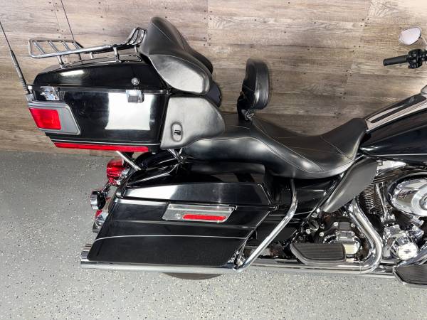 2013 Harley-Davidson, dovoz USA — foto 10 z 12