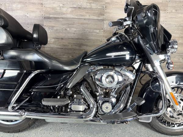 2013 Harley-Davidson, dovoz USA — foto 7 z 12